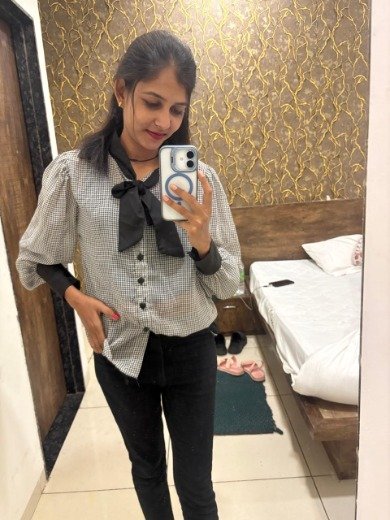  Gurgaon Escort Ishika